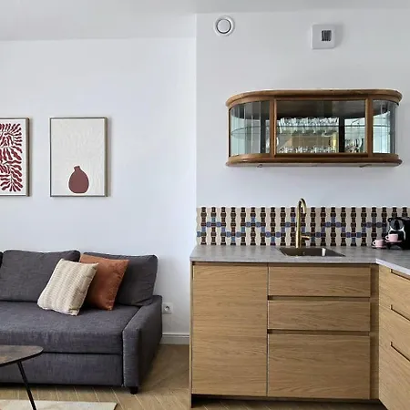 Doki My Way - Food Hall And Parking By Triapart Apartman Gdańsk