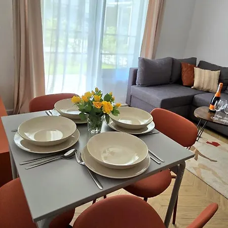 Doki My Way - Food Hall And Parking By Triapart * Gdańsk