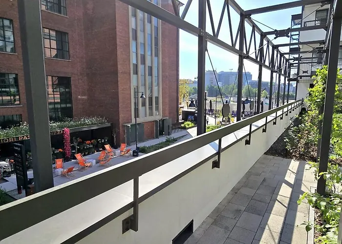 Doki My Way - Food Hall And Parking By Triapart * グダニスク