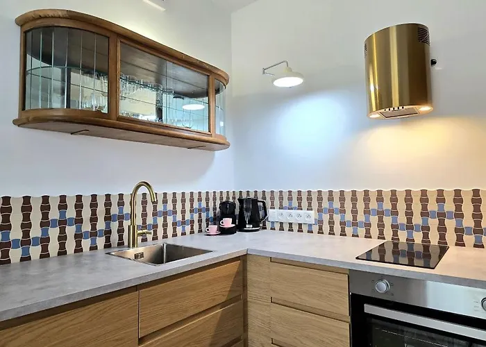 Doki My Way - Food Hall And Parking By Triapart グダニスク