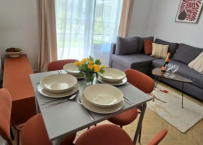 Doki My Way - Food Hall And Parking By Triapart * グダニスク