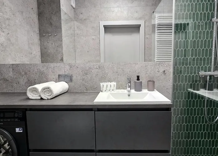 Doki My Way - Food Hall And Parking By Triapart * グダニスク